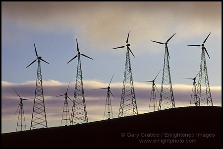 Photo: Wind Energy Turbines at Altamont Pass, California